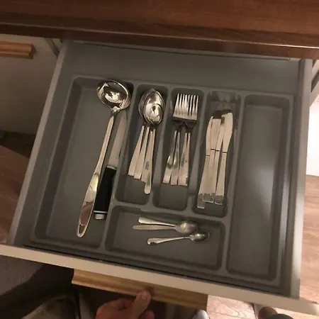 Garsoniera Centrala Lux Royal Apartment *