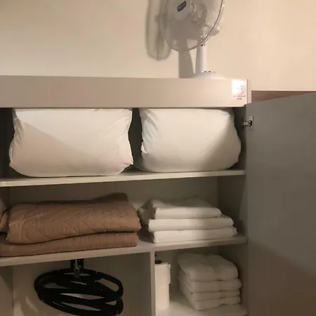 Apartment Garsoniera Centrala Lux Royal Craiova